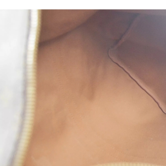 Louis Vuitton Keepall 50 w/ COA - Picture 7 of 16